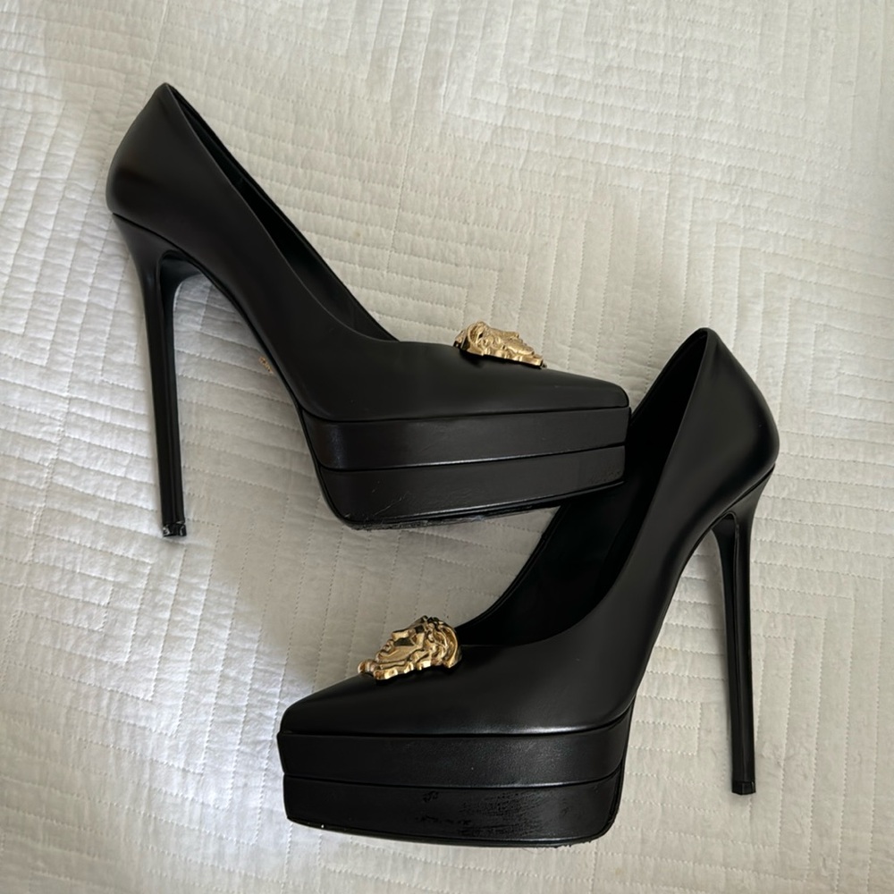 Versace Pumps